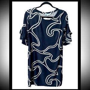 Escapada Living Women’s Dress Navy Blue White Size Small Ruffled Sleeves EUC